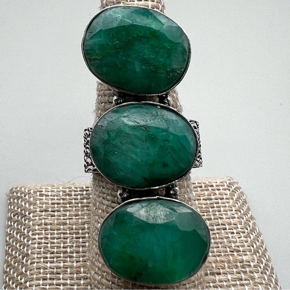 New Green Enhanced Emerald Multi Stone Silver Overlay Statement Ring Size 10 - Picture 1 of 8